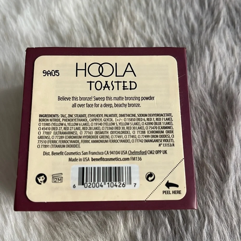 - Benefit Cosmetics Hoola Bronzer